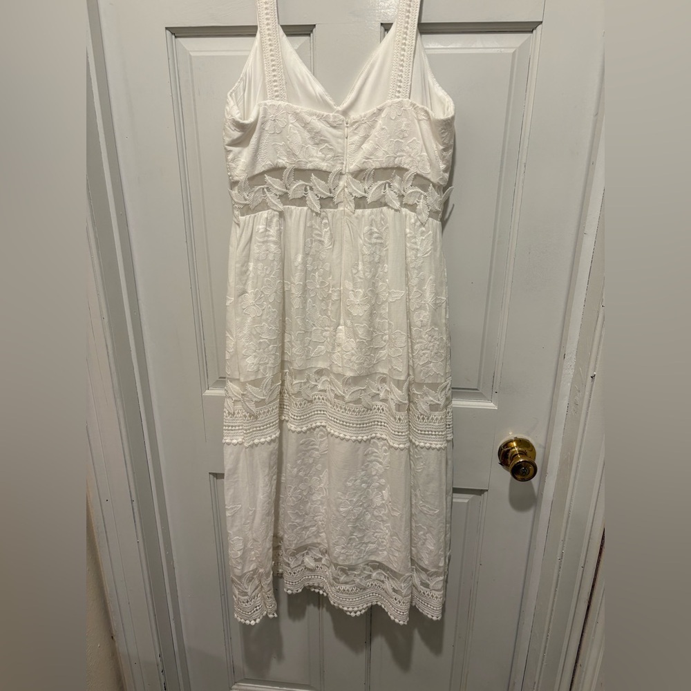 Chelsea & Violet Ivory Floral Dress - Picture 5 of 5